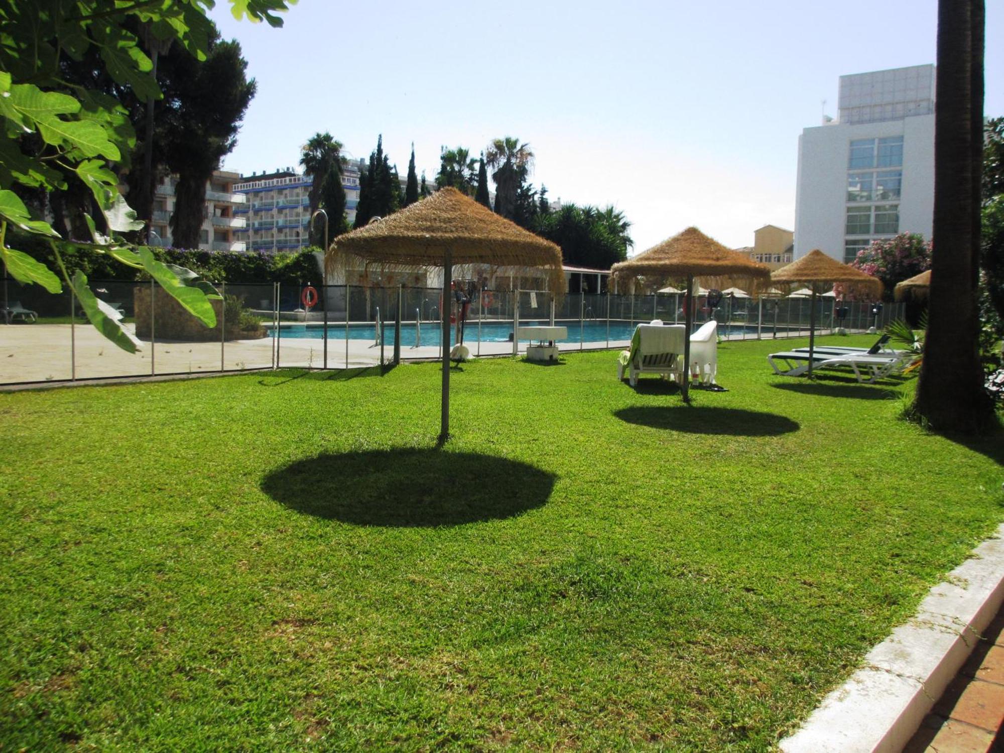 Rentcostadelsol Benalmdena-alay, Benalmadena